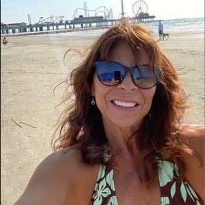 Meet your Posher, Patricia